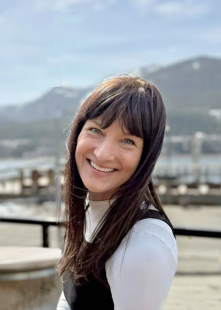 Photo of Chrissy Roes